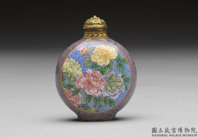 图片[4]-Copper-body painted enamel snuff bottle with peony and lotus panel designs and a purple background, Qing dynasty, Yongzheng reign (1723-1735)-China Archive